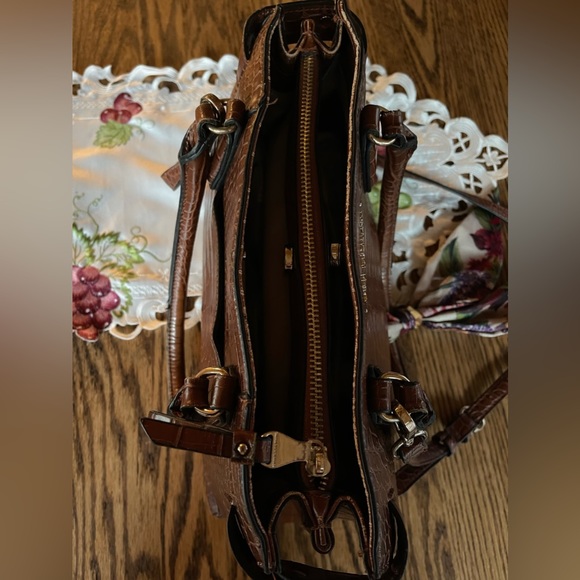 Dana Buchman Cora Satchel - Picture 6 of 9